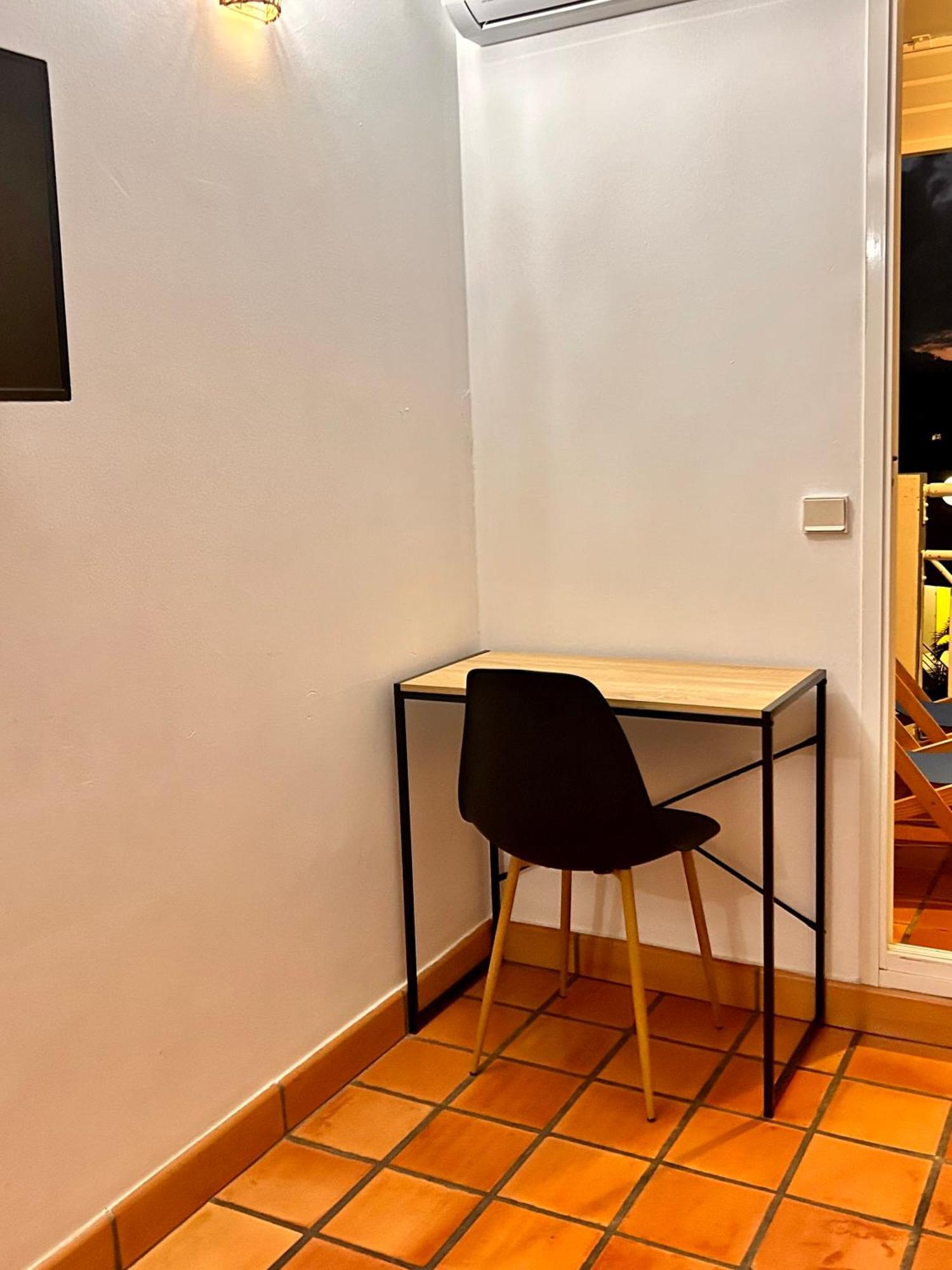 לה טריניטה Charmant Studio A La Residence De La Baie De Tartane מראה חיצוני תמונה